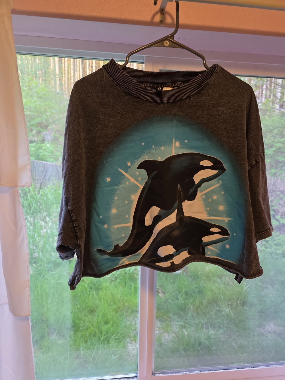 H&M Black Crop Tee with Teal & White Orca Graphic